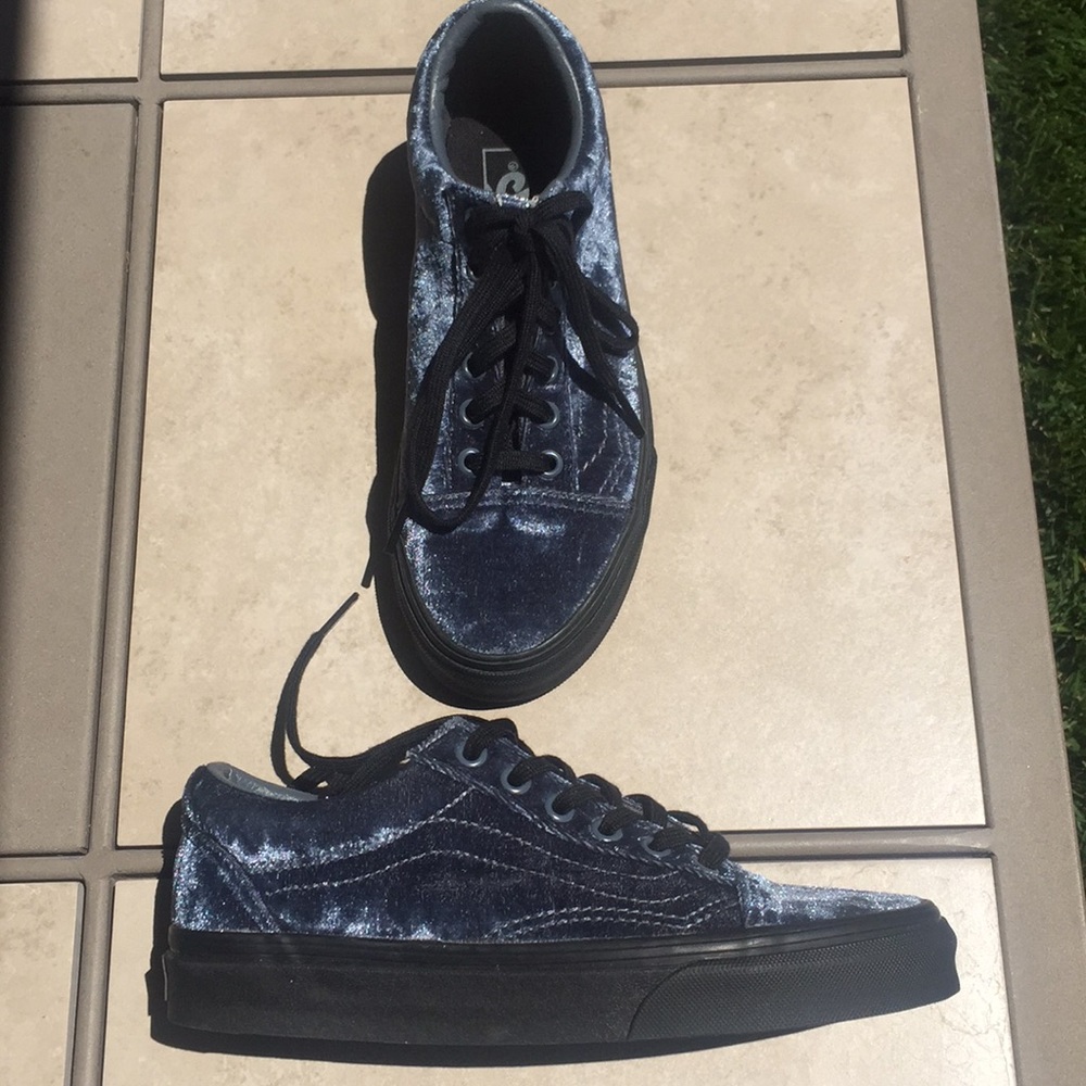 Vans old skool/velvet gray/black size 6